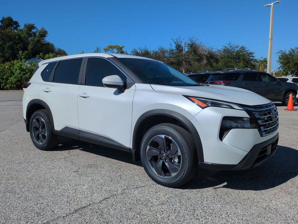 2026 Nissan Rogue SV photo 3