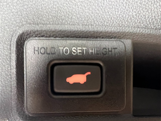 2025 Acura RDX Base photo 28