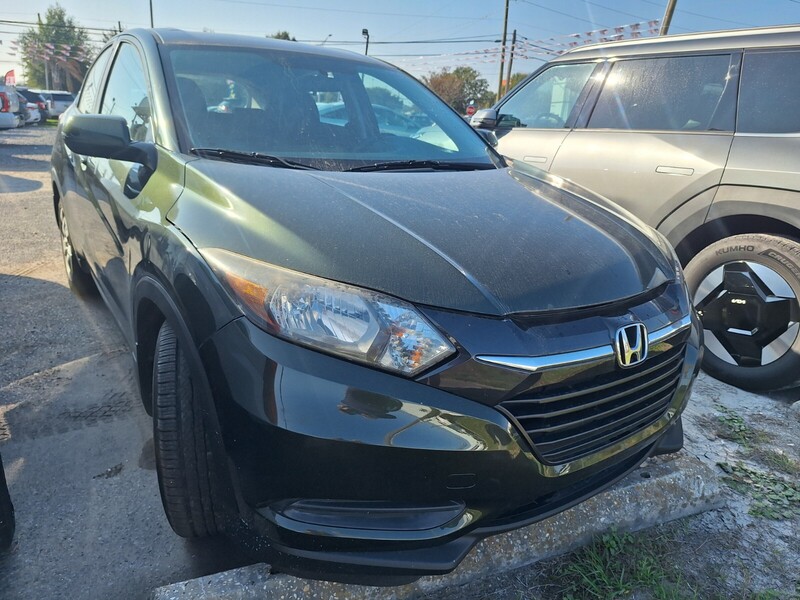 2016 Honda HR-V LX photo 3