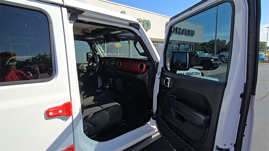 2019 Jeep Wrangler Unlimited Rubicon photo 15