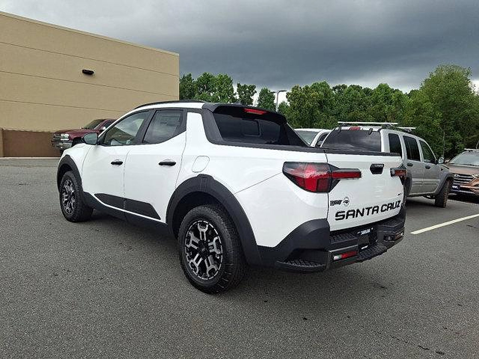 2025 Hyundai Santa Cruz XRT photo 2