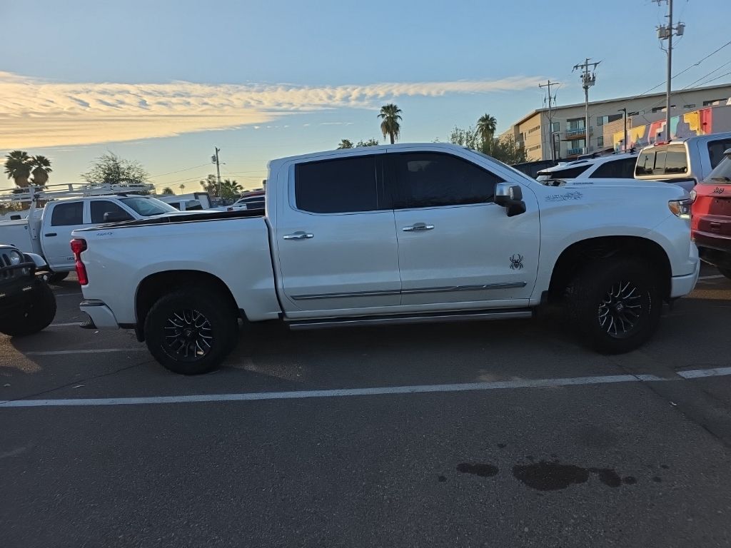 2024 Chevrolet Silverado High Country photo 4