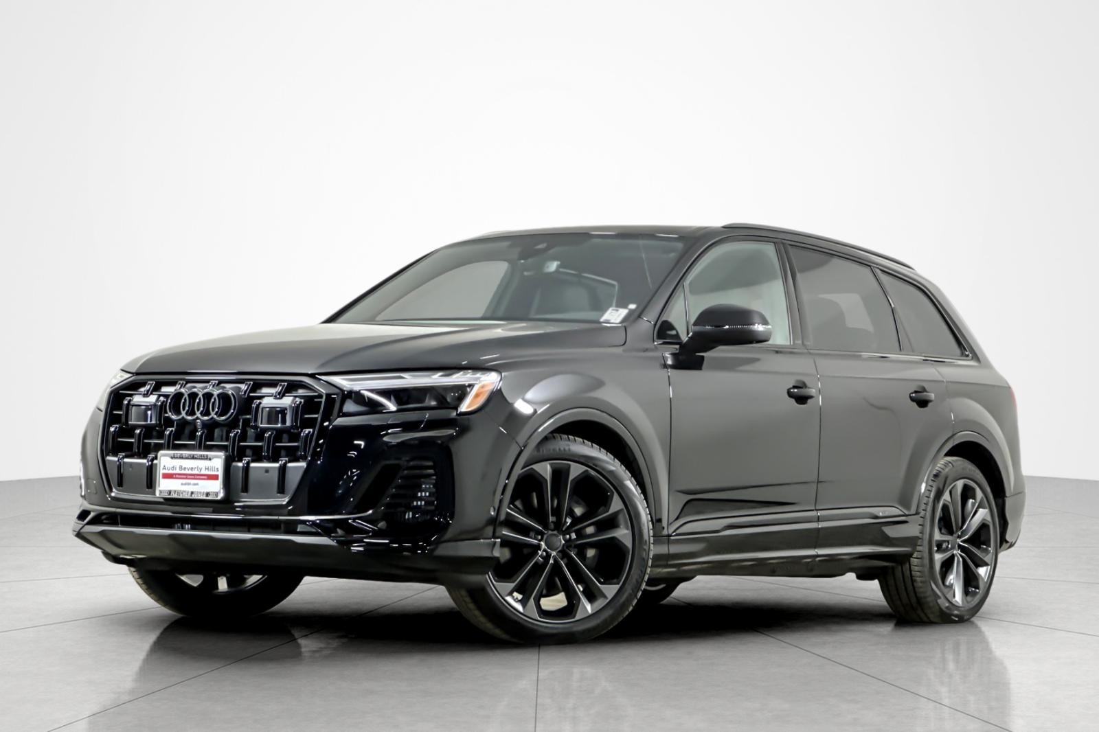 2026 Audi Q7 Premium Plus's photo
