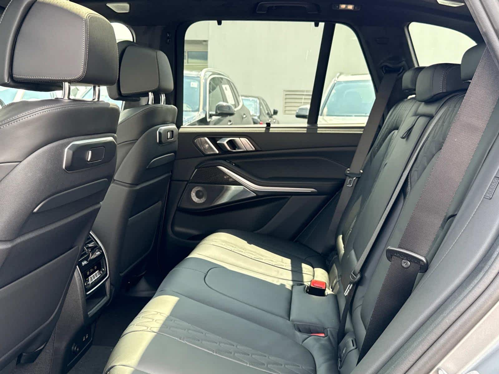 2026 Bmw X5 M60i photo 12