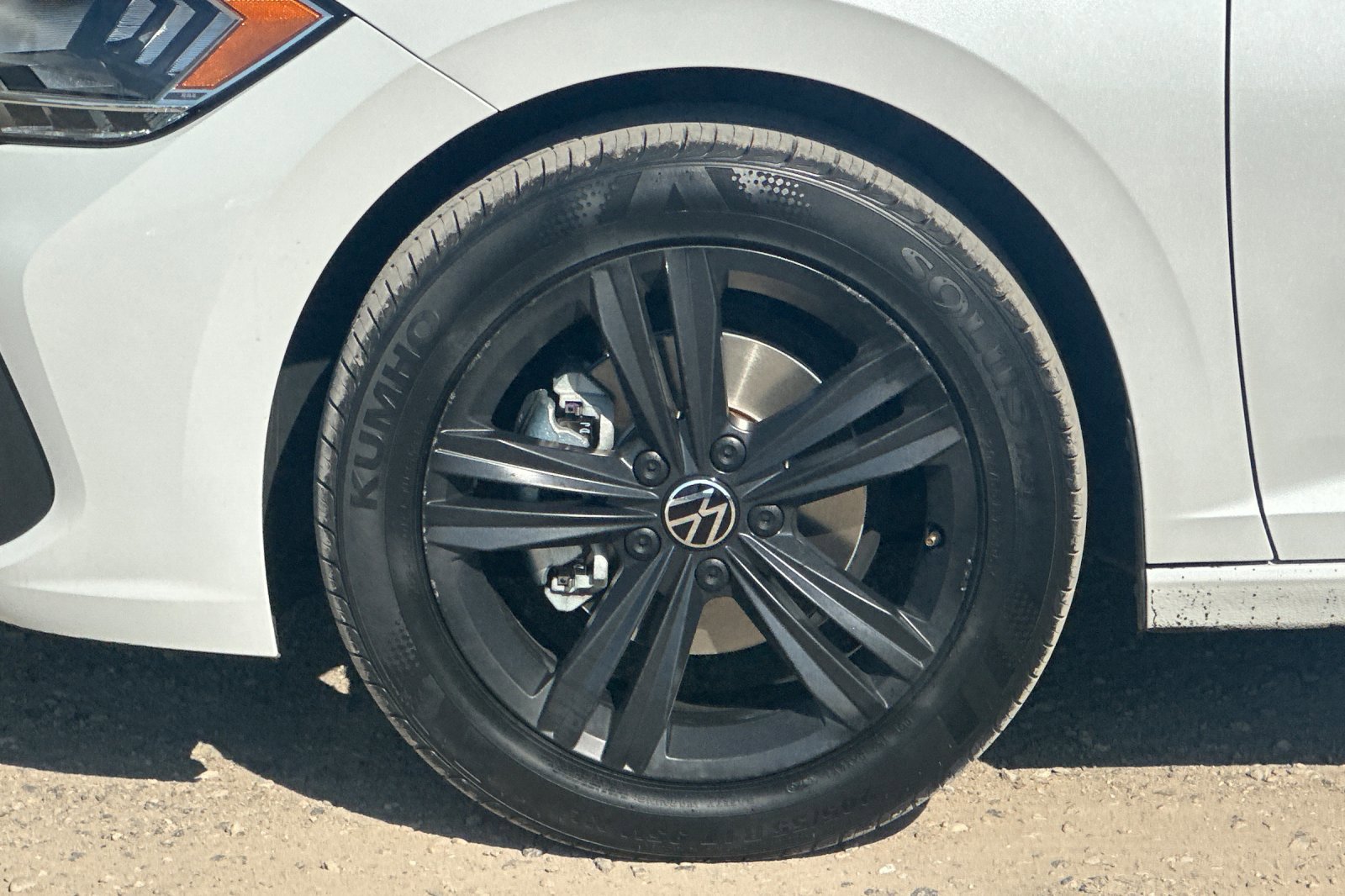 2024 Volkswagen Jetta SE photo 24