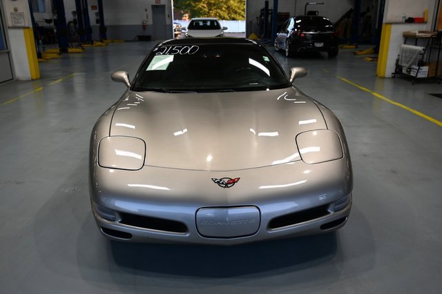 Used 2000 Chevrolet Corvette Base with VIN 1G1YY22G4Y5123745 for sale in Marion, OH
