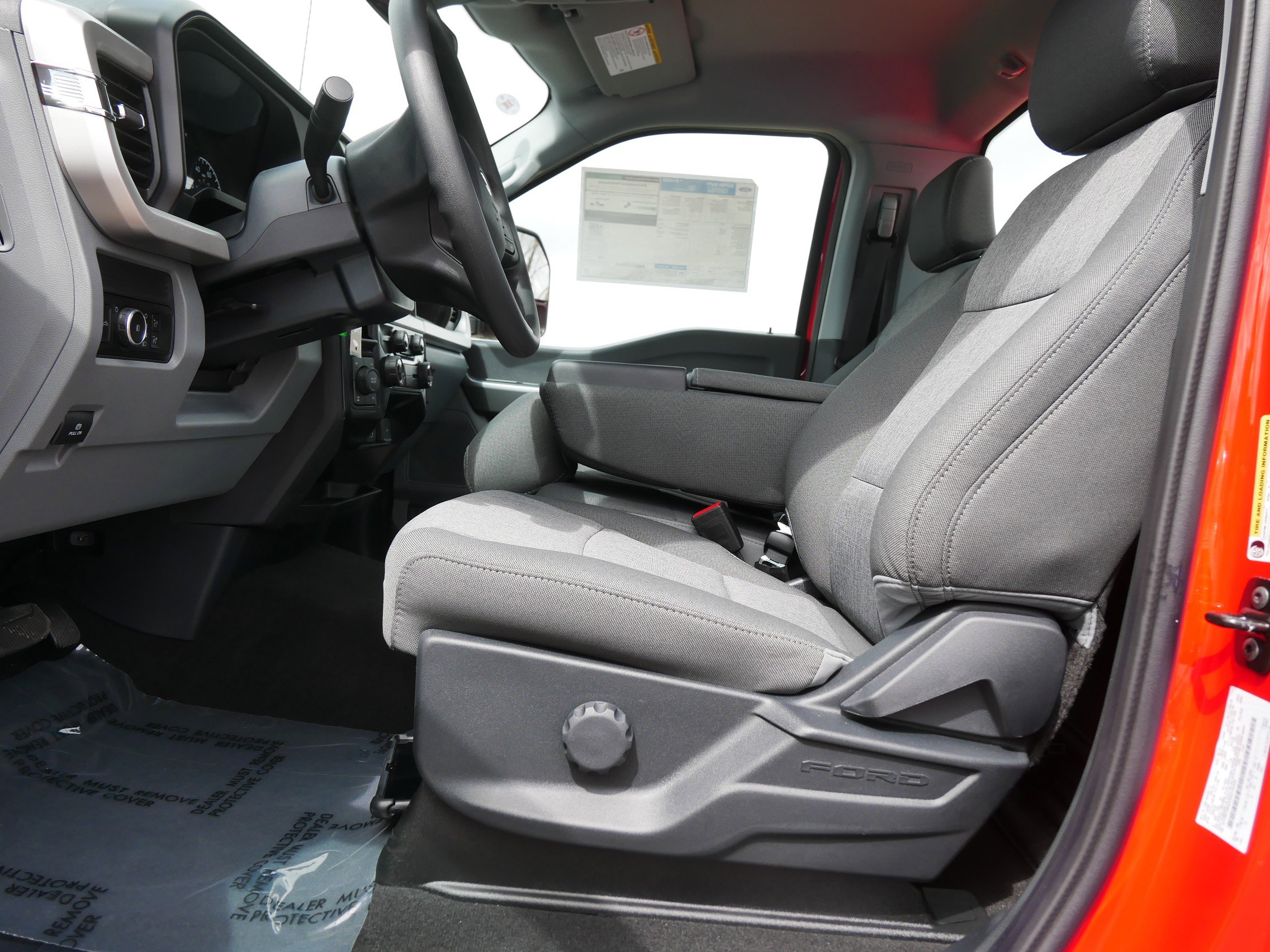 2025 Ford F-350 XL photo 8