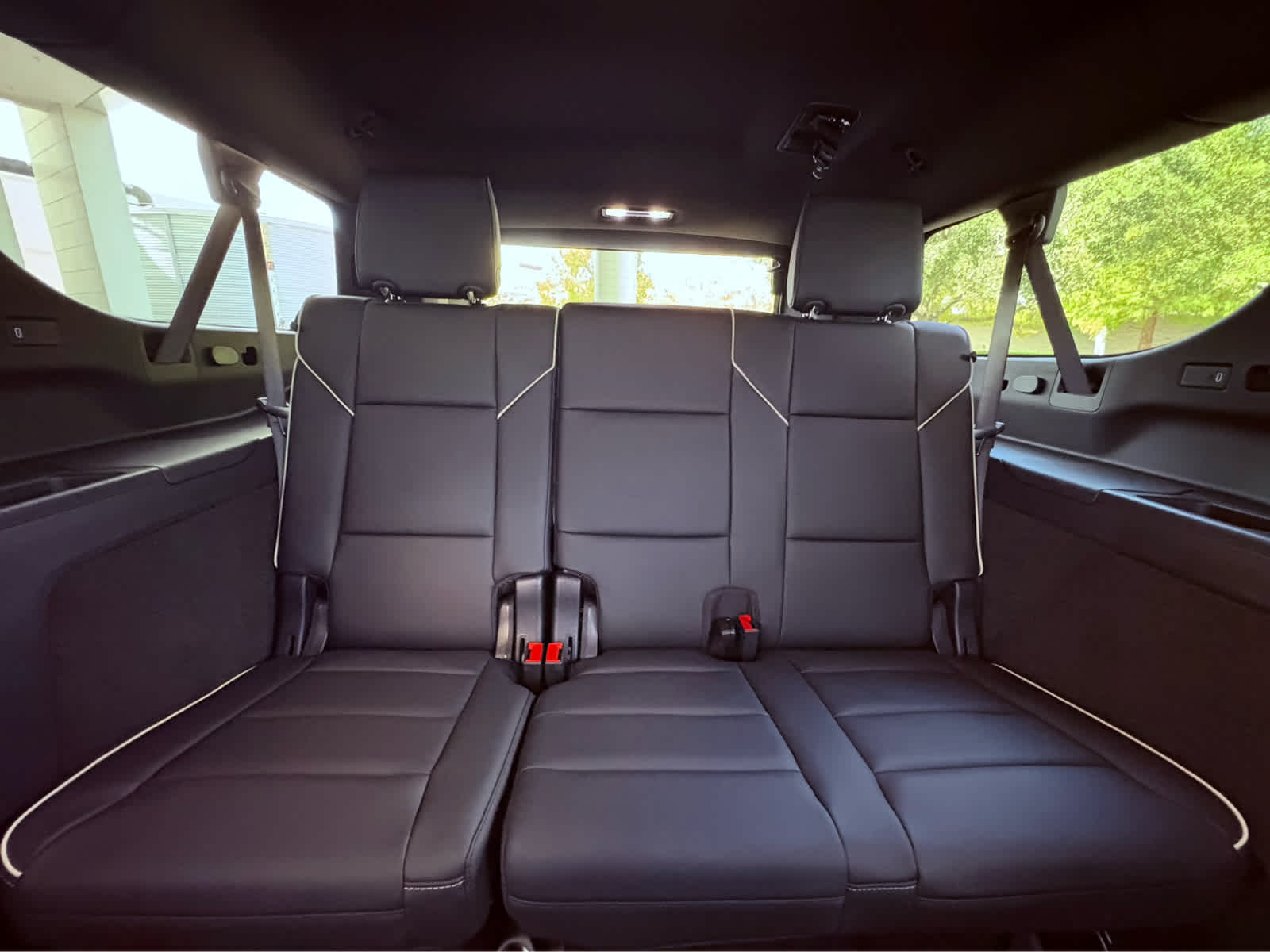 2025 Cadillac Escalade ESV Sport photo 17