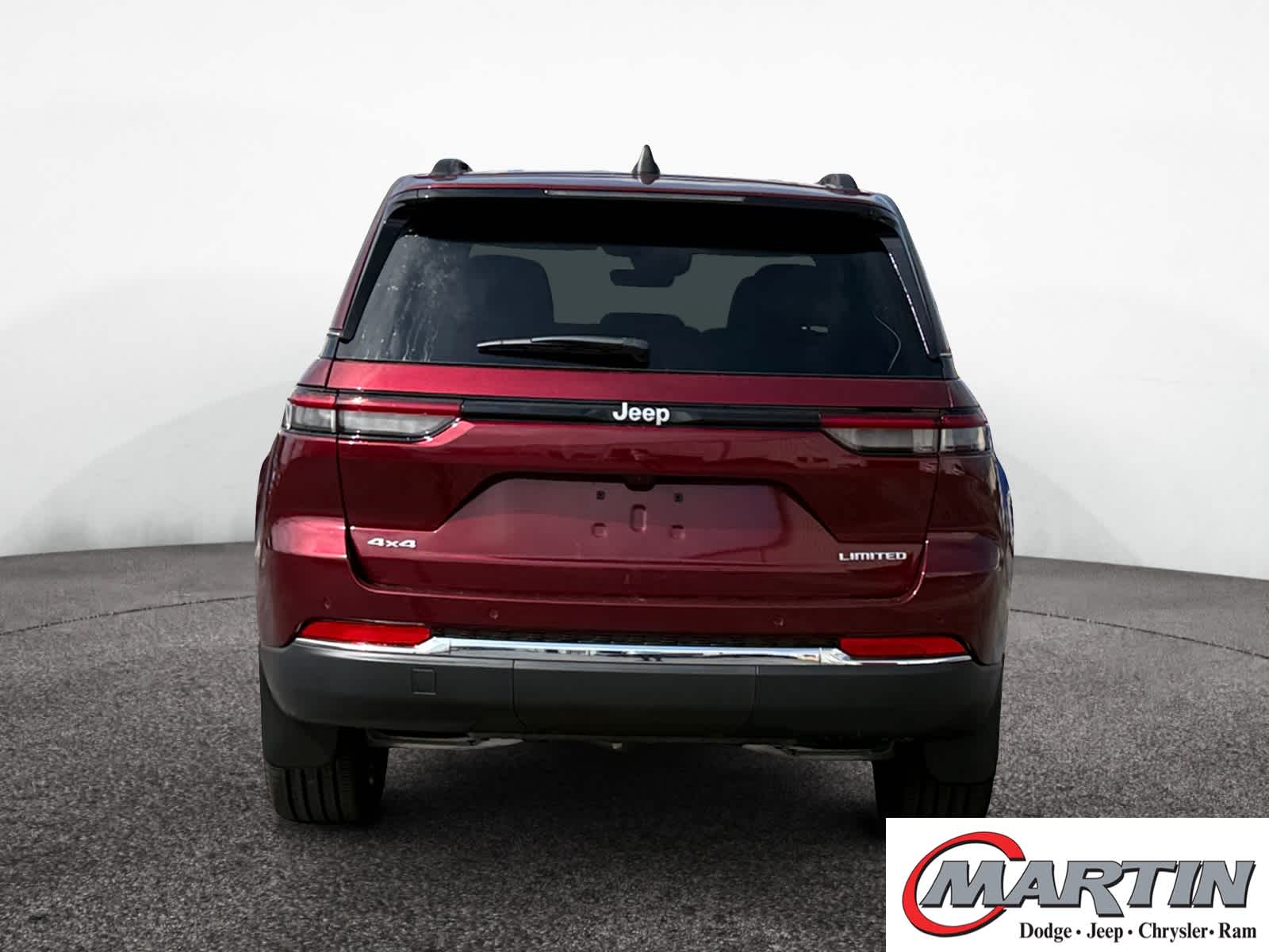 2025 Jeep Grand Cherokee Limited photo 4