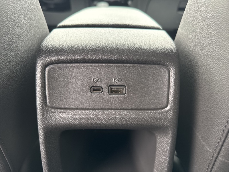 2025 Chevrolet Trax LT photo 29