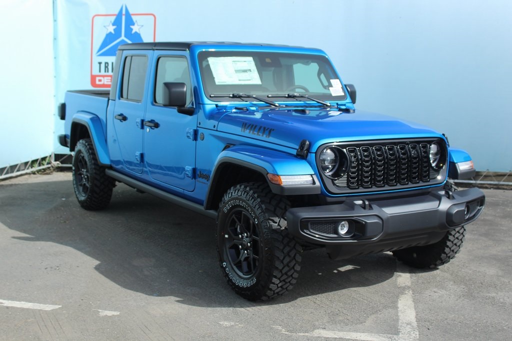 2025 Jeep Gladiator Willys photo 3