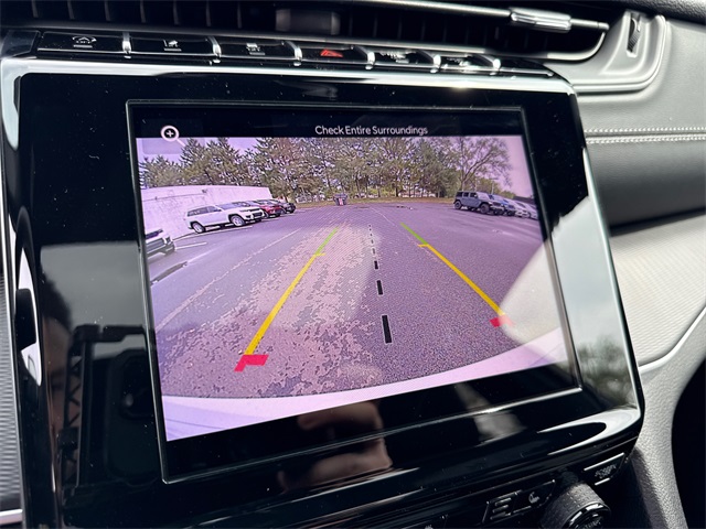 2025 Jeep Grand Cherokee Altitude photo 3