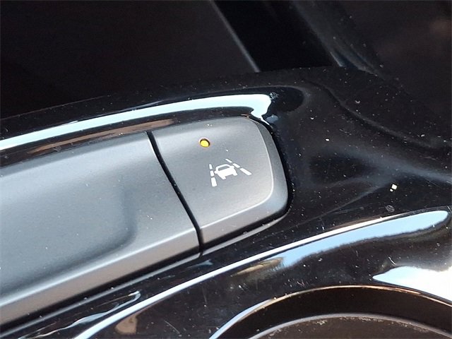 2025 Chevrolet Trax photo 24