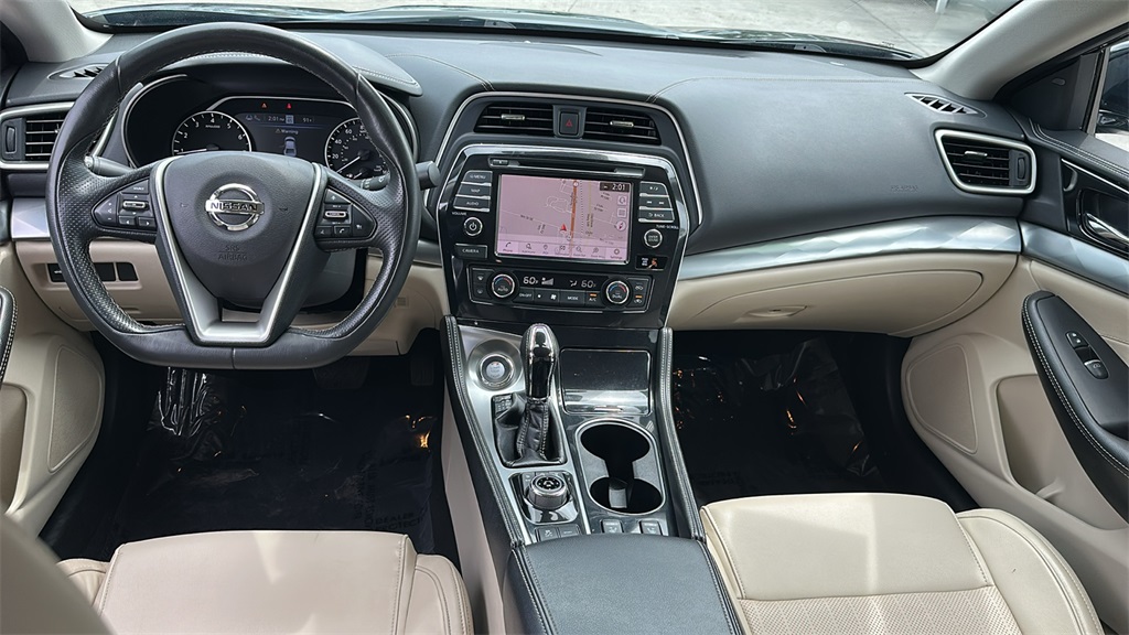 2021 Nissan Maxima SV photo 13
