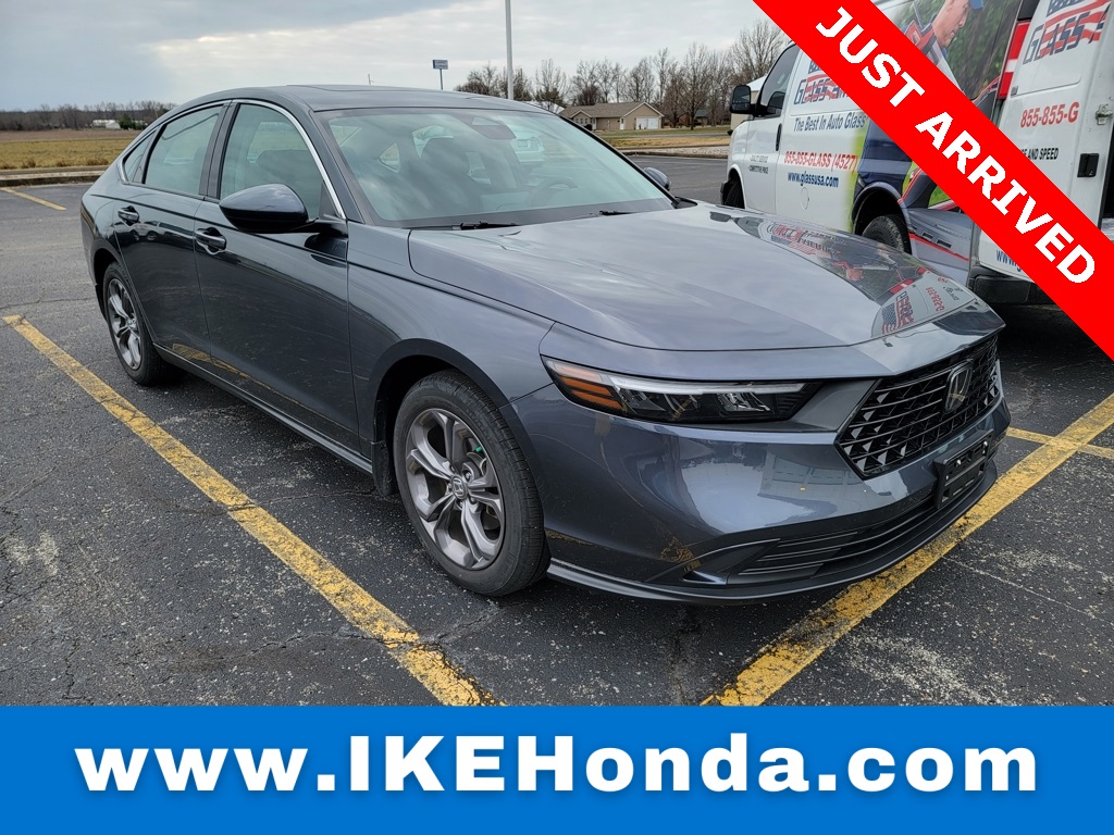 2024 Honda Accord EX's photo