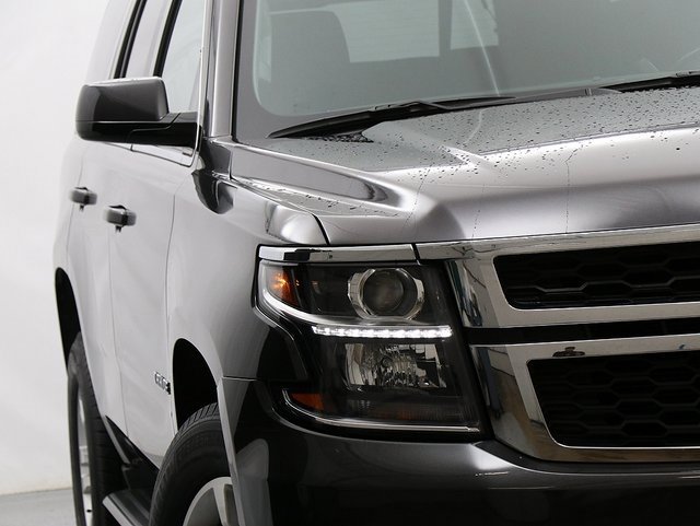 2018 Chevrolet Tahoe LS photo 4