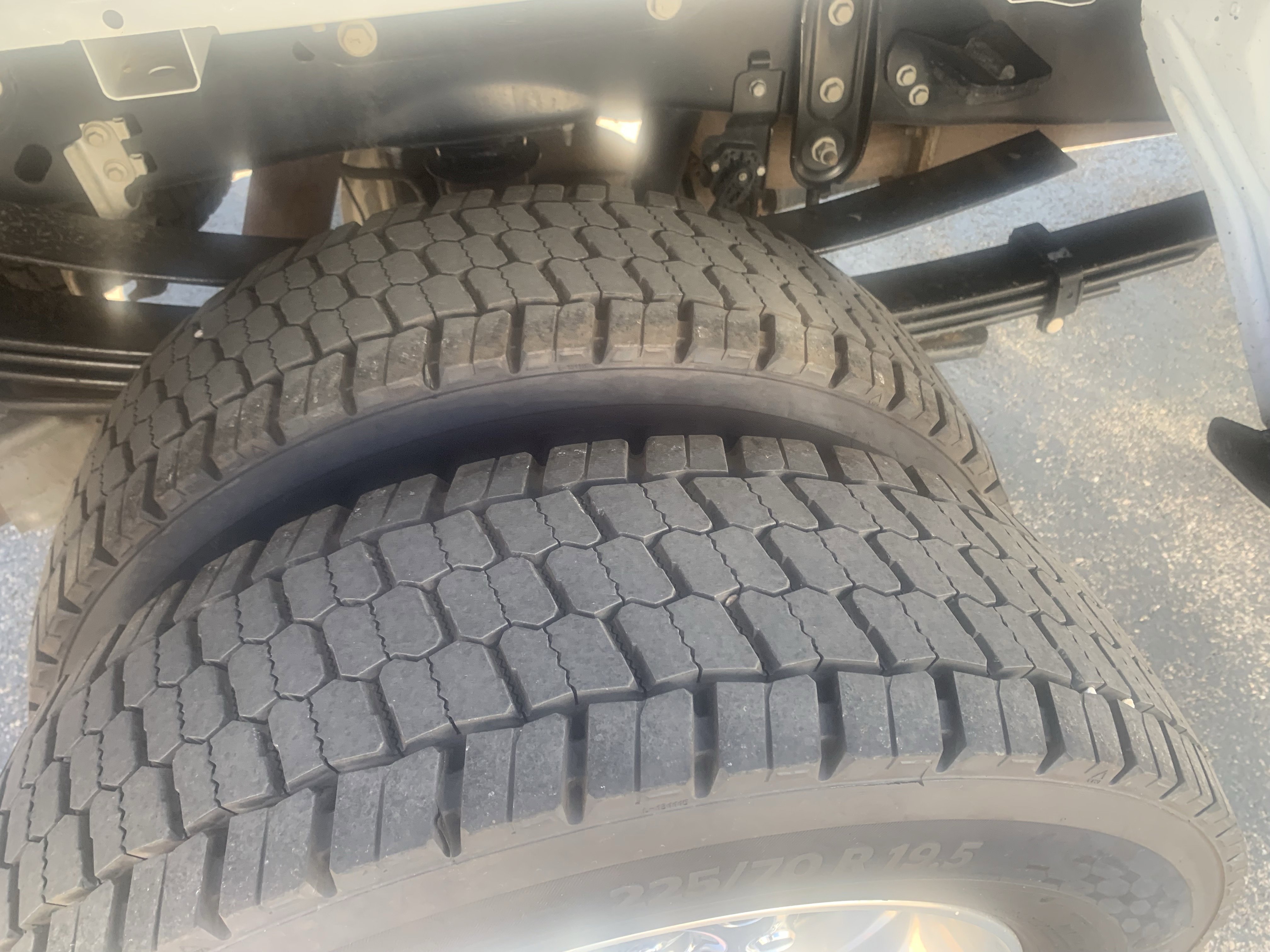 2024 Ford F-450 Platinum photo 2