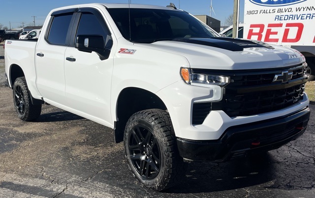 Used 2025 Chevrolet Silverado 1500 LT Trail Boss with VIN 3GCUKFED9SG299545 for sale in Little Rock