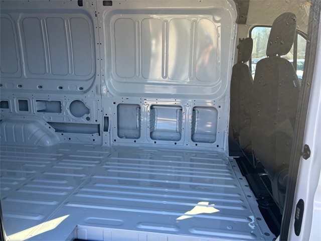 2026 Ford Transit Cargo Van photo 3