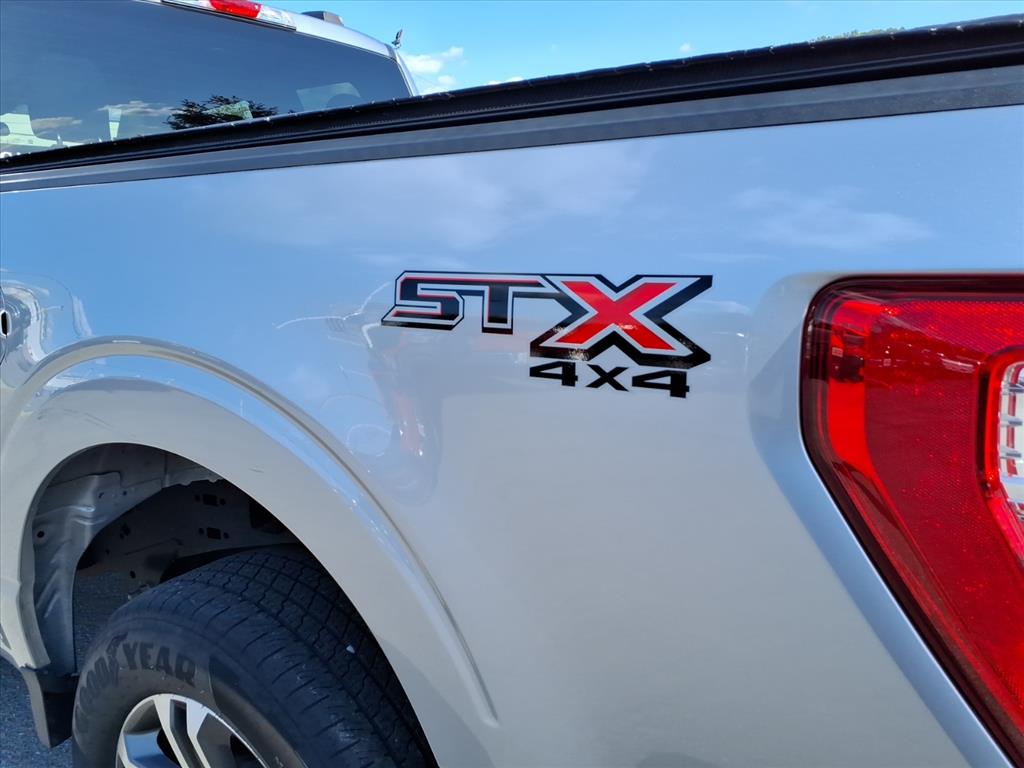 2021 Ford F-150 XL photo 4