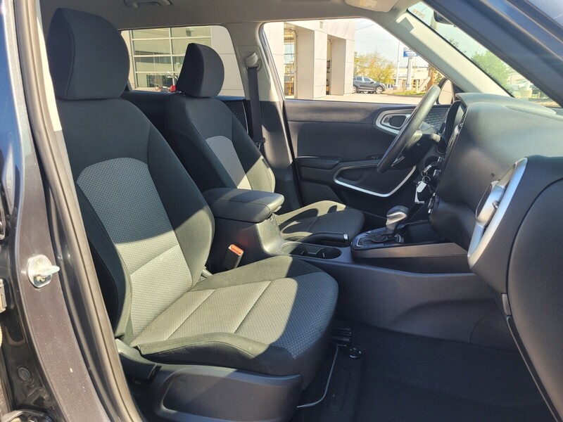2021 Kia Soul LX photo 12