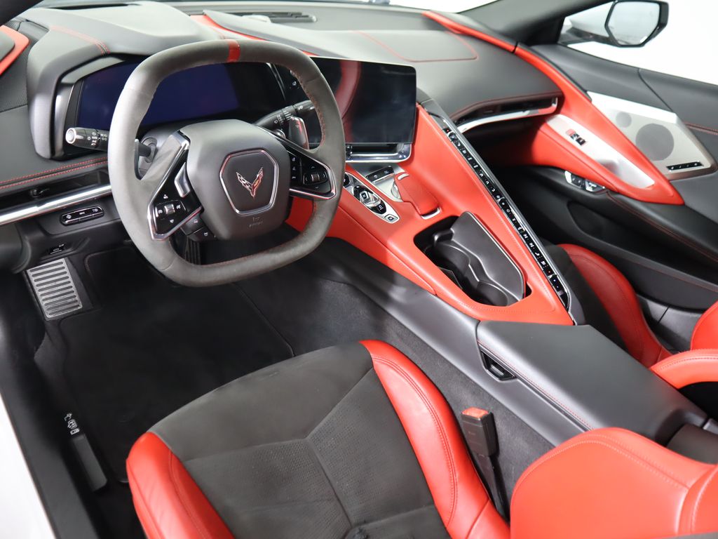 2020 Chevrolet Corvette Stingray 2LT photo 9