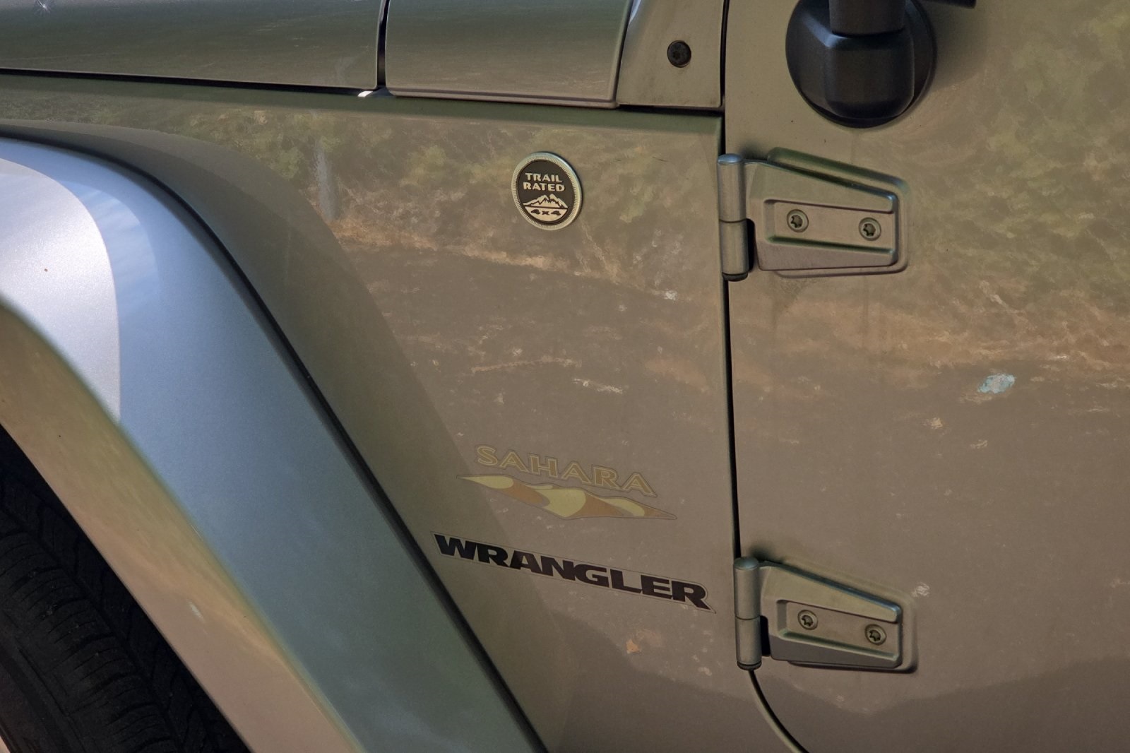 2013 Jeep Wrangler Sahara photo 30