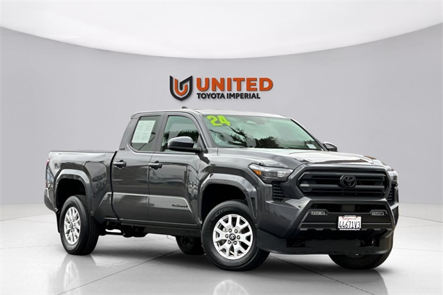 2024 Toyota Tacoma SR5's photo