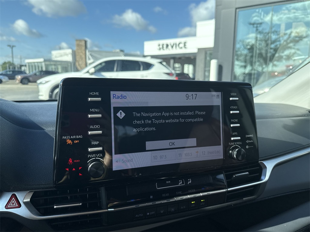 2022 Toyota Sienna LE photo 18