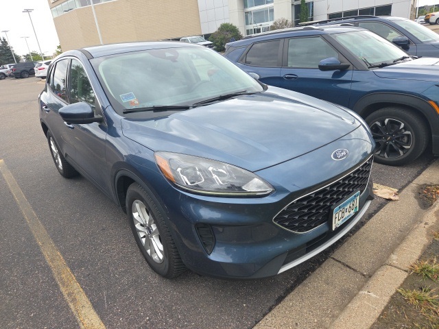 Used 2020 Ford Escape SE with VIN 1FMCU0G62LUB30530 for sale in Apple Valley, Minnesota