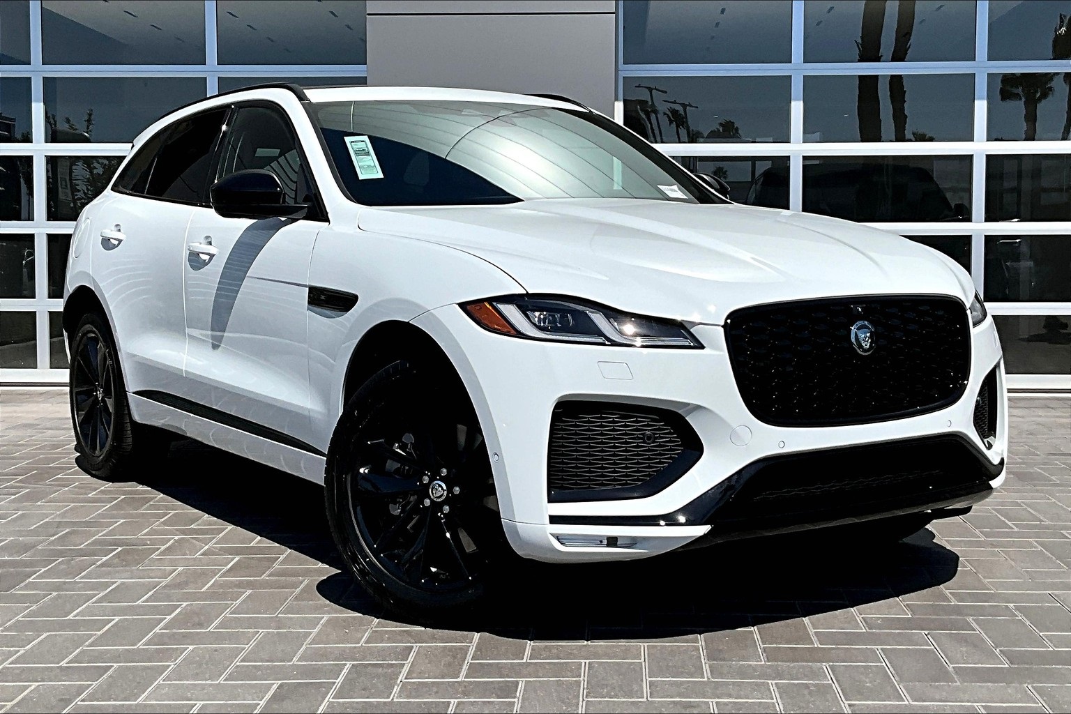 2026 Jaguar F-PACE P250 R-Dynamic S photo 2