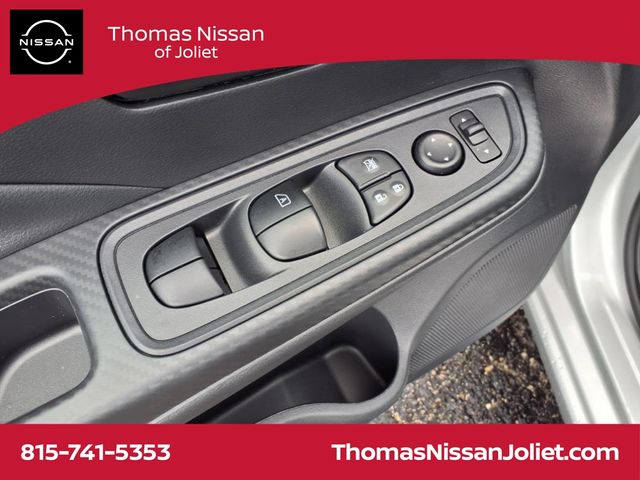 2025 Nissan Versa 1.6 S photo 18