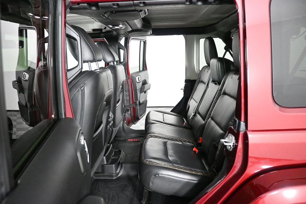 2021 Jeep Wrangler Unlimited Sahara High Altitude photo 17