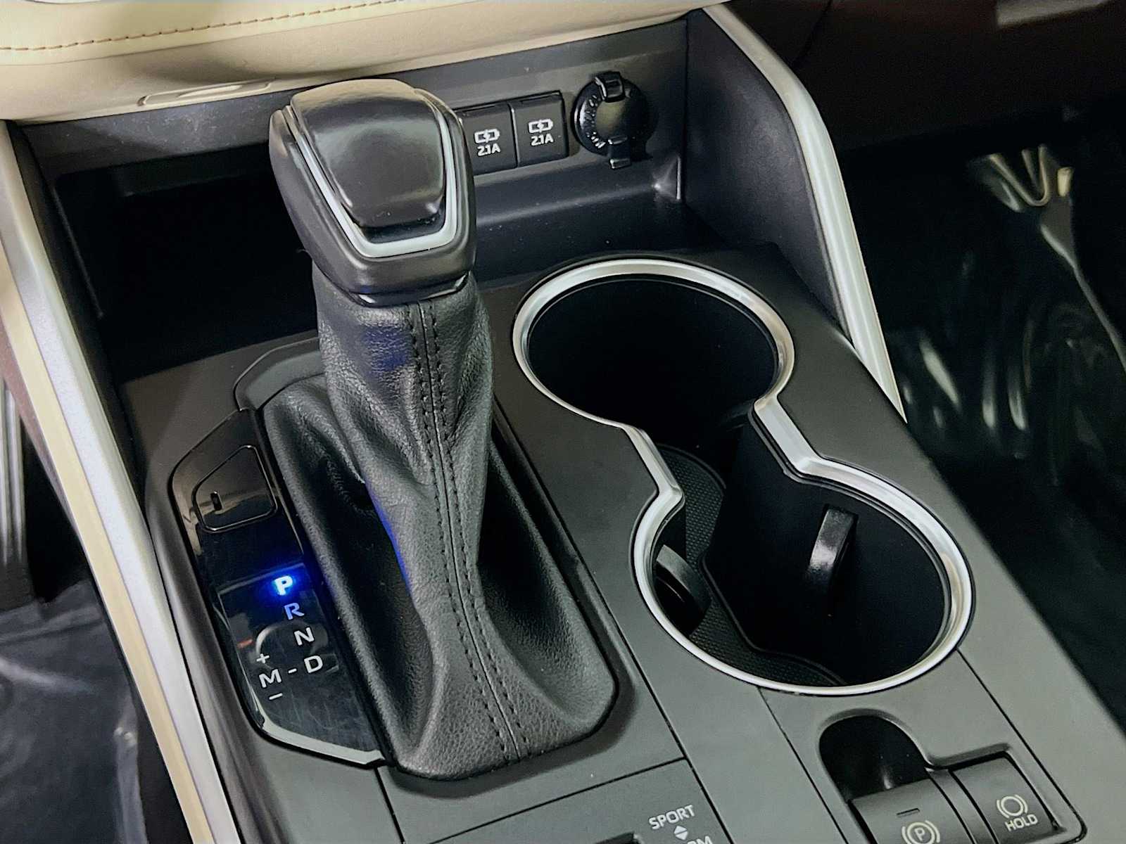 2021 Toyota Highlander XLE photo 9