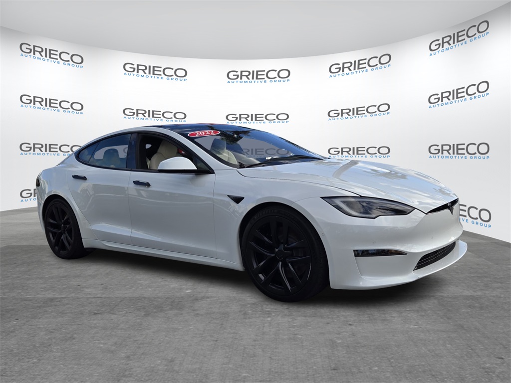 2022 Tesla Model S Plaid's photo