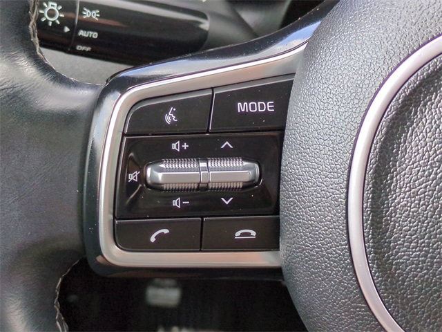 2023 Kia Sorento S photo 23