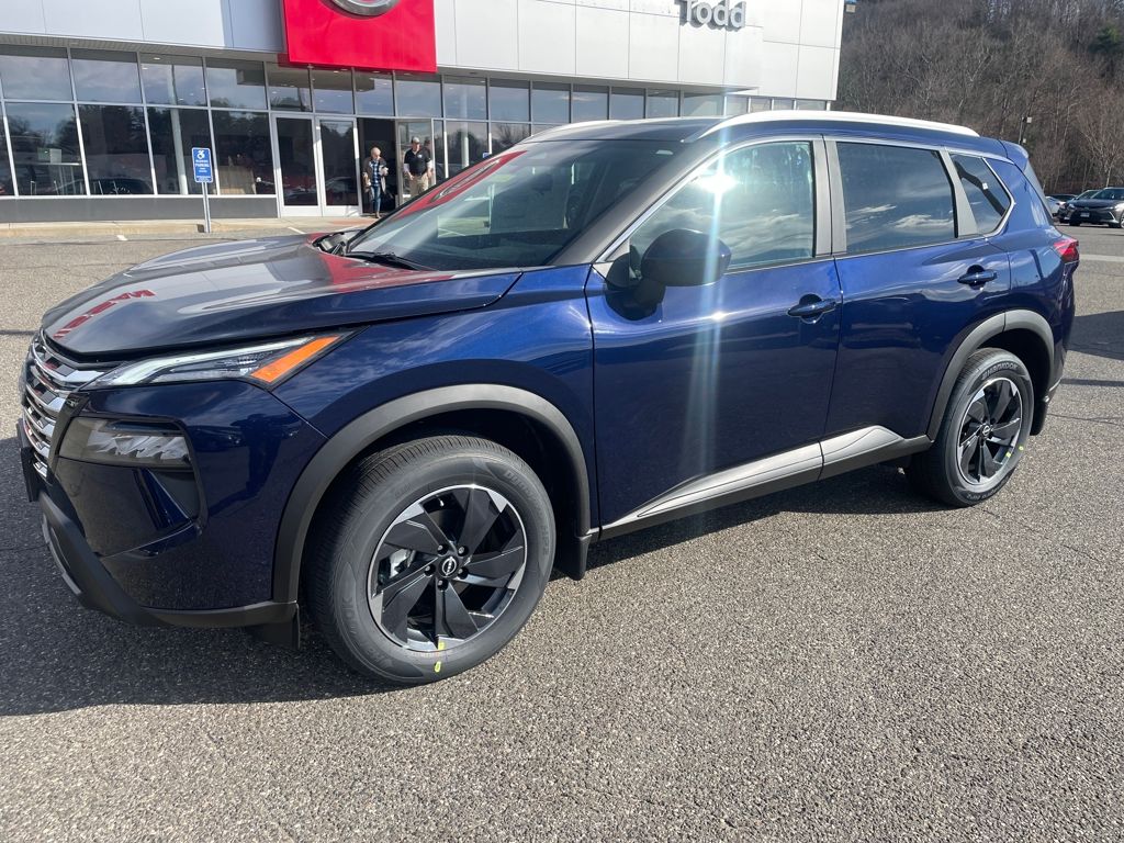 2026 Nissan Rogue SV's photo