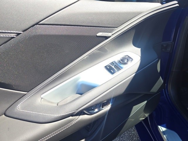 2025 Chevrolet Corvette Stingray 1LT photo 12