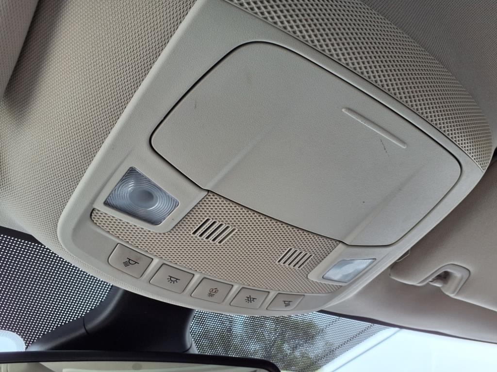 2024 Ford Edge SEL photo 11