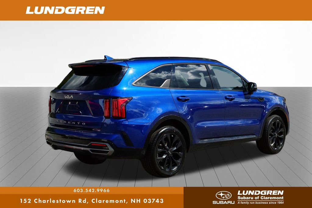 2022 Kia Sorento SX photo 3