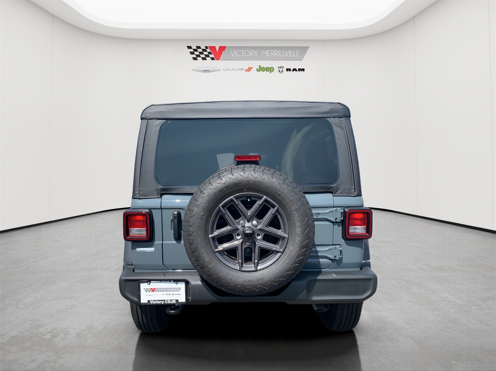 2025 Jeep Wrangler Sport S photo 4