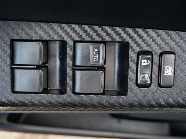 2014 Toyota RAV4 LE photo 16