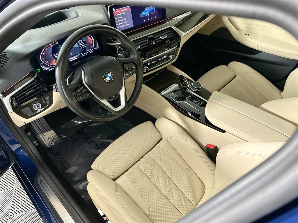 Used 2023 Blue Metallic BMW 540i xDrive image 11