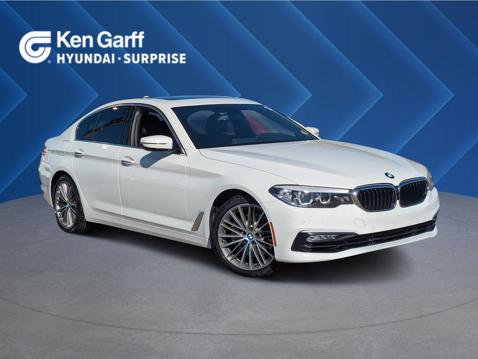 2017 BMW 5 Series 530i's photo