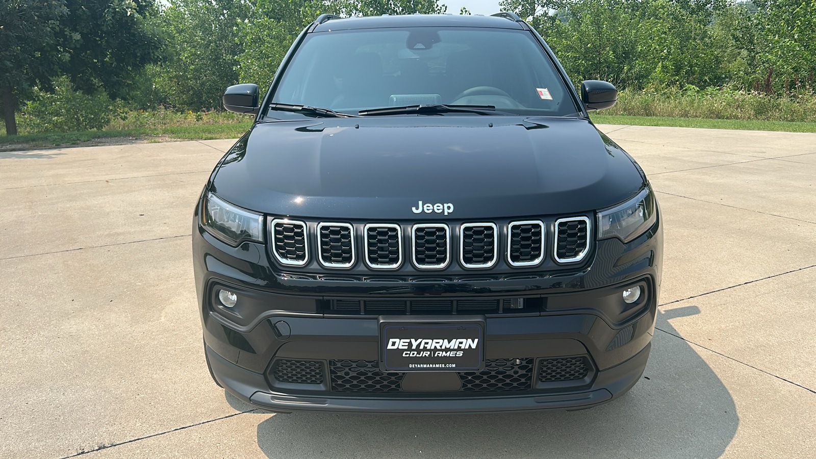 2025 Jeep Compass Latitude photo 8