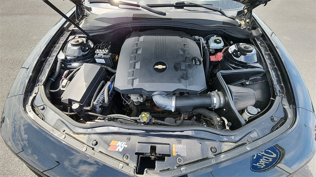 2012 Chevrolet Camaro 2LT photo 21