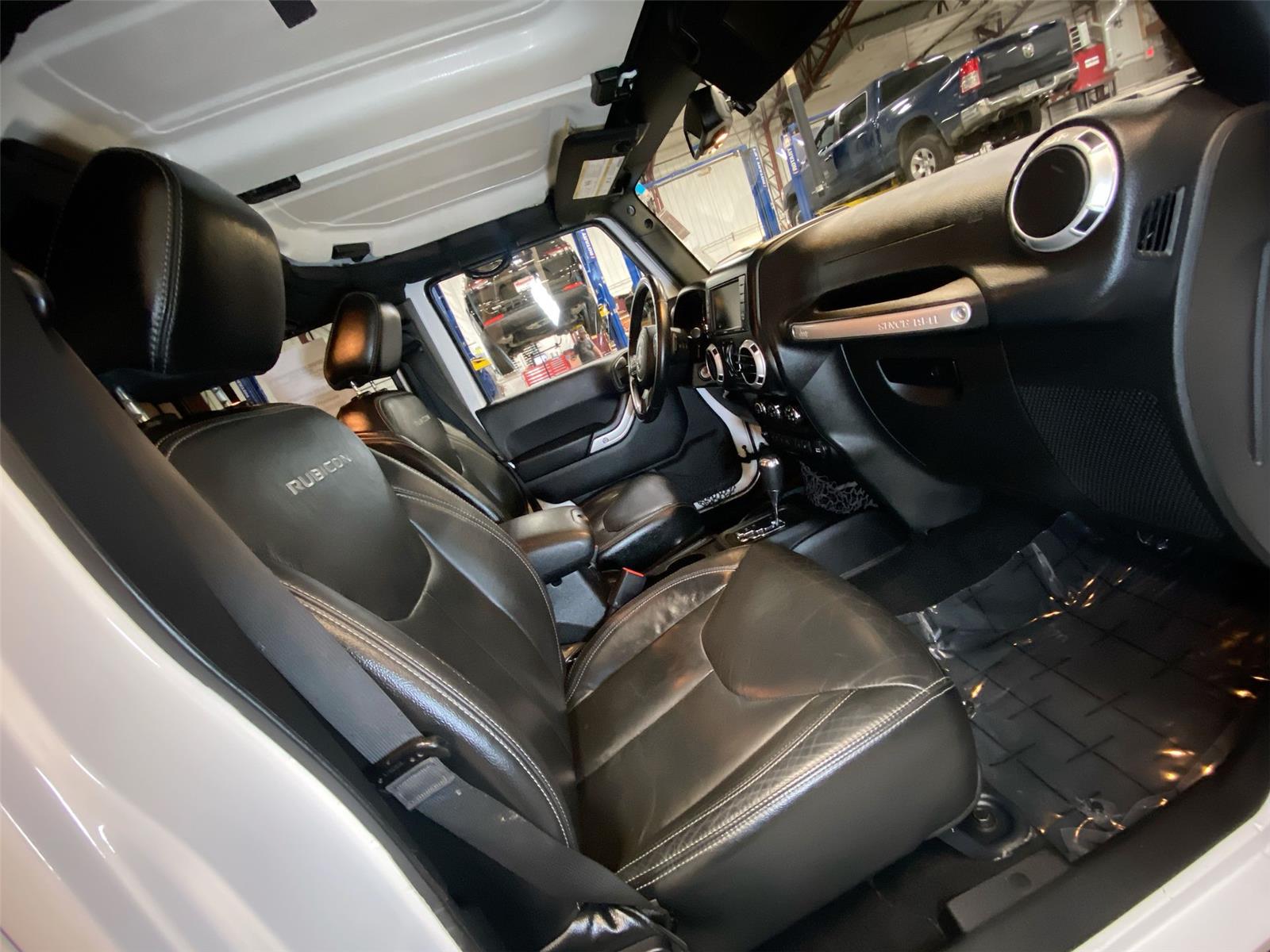 2016 Jeep Wrangler Rubicon photo 23