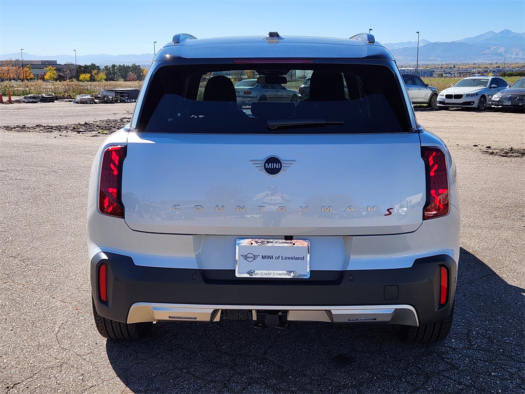 2026 Mini Countryman Iconic S ALL4 photo 4