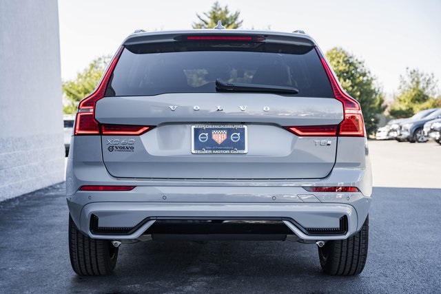 2025 Volvo XC60 Hybrid T8 Plus photo 5