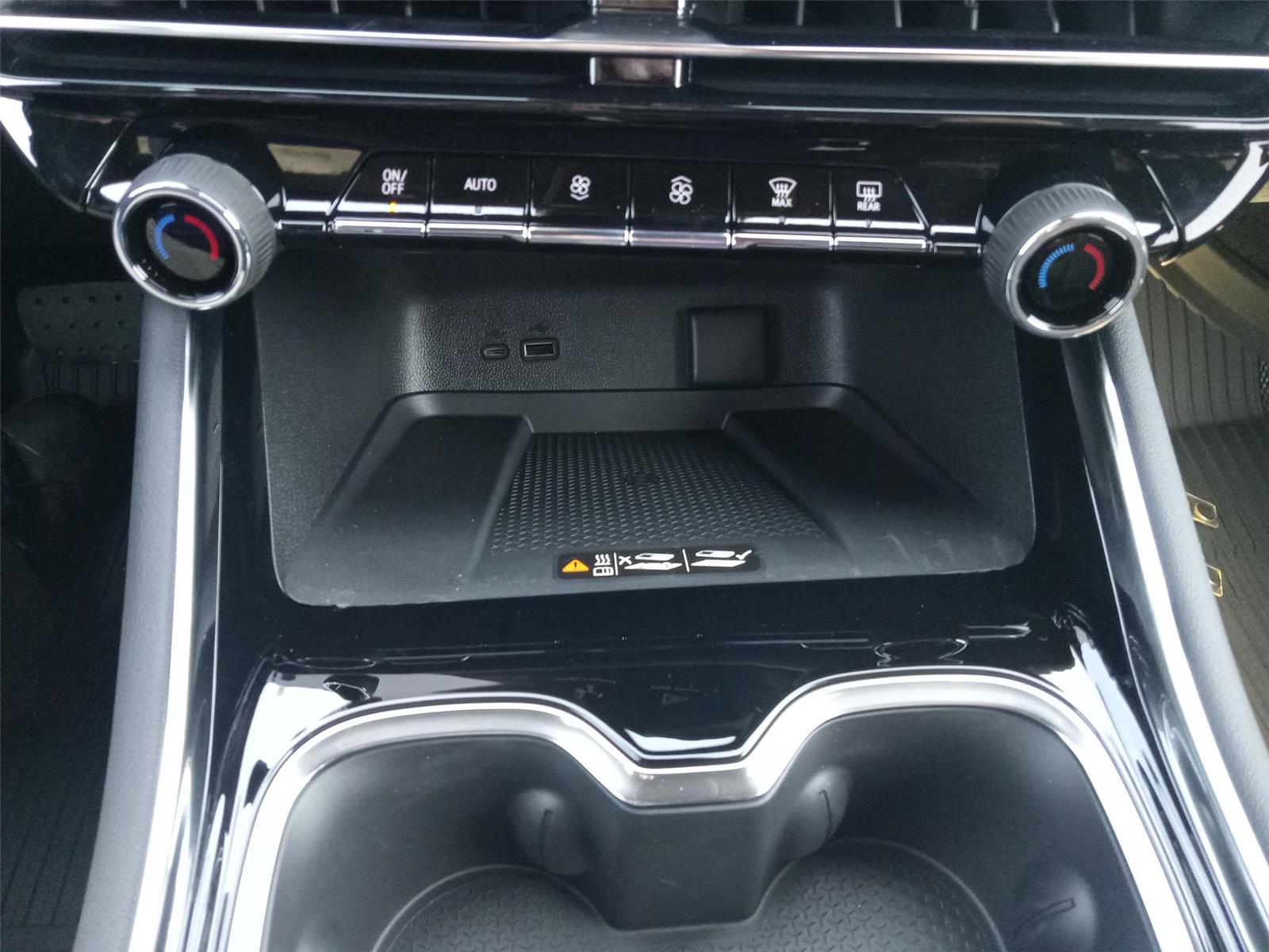 2026 Chevrolet Traverse photo 21